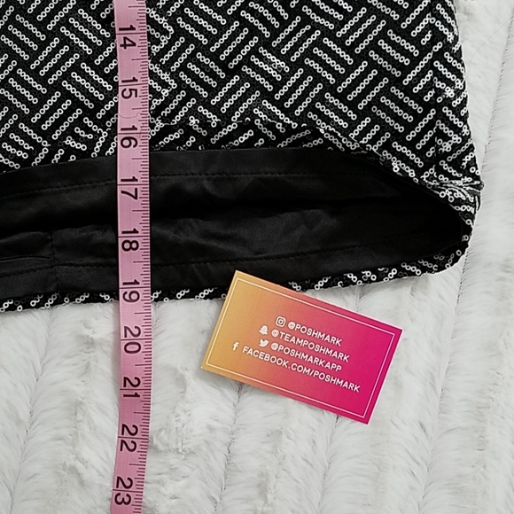 •Forever 21• black & white sequin skirt•Med. - Picture 7 of 16